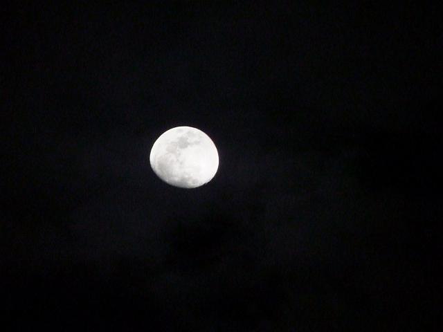 075-Moon.jpg