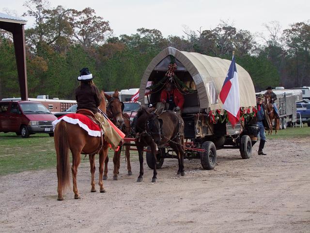 MCTRA-Christmas-Ride-12-10-2011-011.JPG