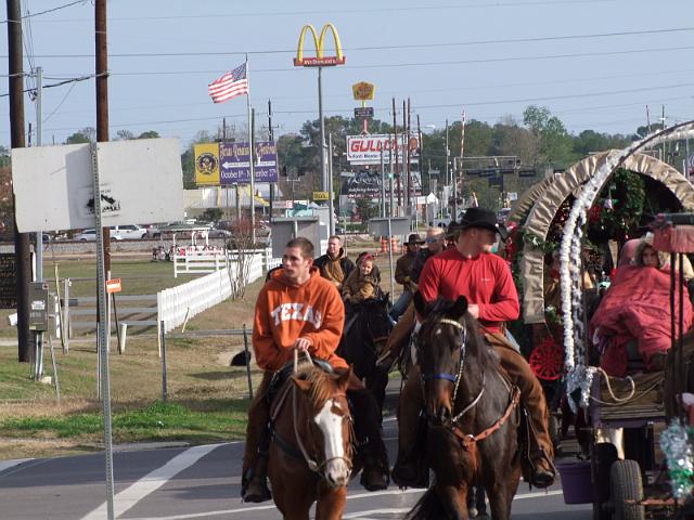 MCTRA-Christmas-Ride-12-10-2011-034.JPG