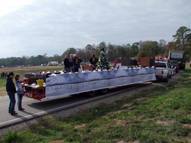 MCTRA-Christmas-Ride-12-10-2011-038.JPG