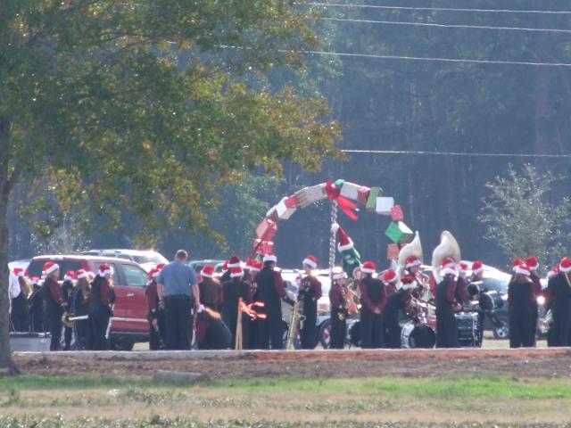 MCTRA-Christmas-Ride-12-10-2011-055.JPG