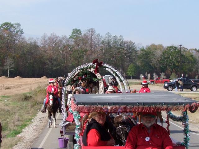 MCTRA-Christmas-Ride-12-10-2011-065.JPG